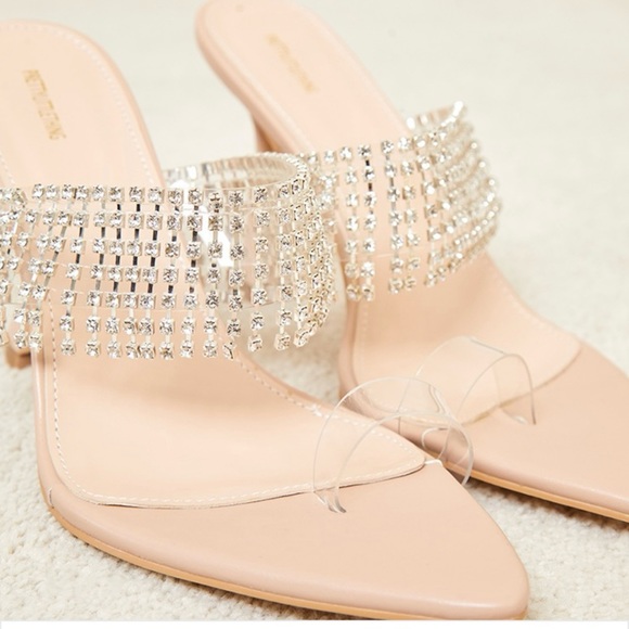 Nude toe loop heels - Picture 7 of 7